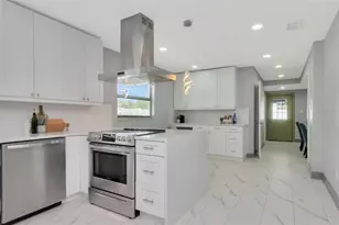 1713 W St Isabel St, Tampa, FL 33607 - Photo 7