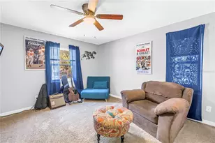 687 Jasmine Way S, Saint Petersburg, FL 33705 - Photo 29