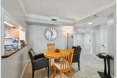 2413 Bayshore Boulevard #202, Tampa, FL 33629 - Photo 5