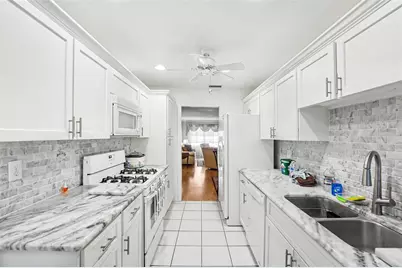 5980 80th Street N #303, Saint Petersburg, FL 33709 - Photo 9