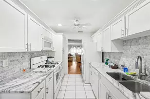 5980 80th St N, Saint Petersburg, FL 33709 - Photo 9