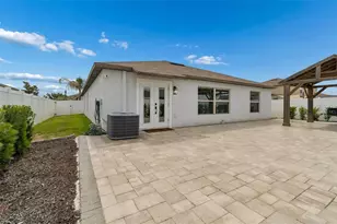 3251 Lytton Hall Dr, Zephyrhills, FL 33540 - Photo 15