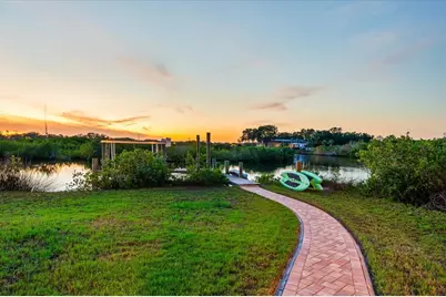 1462 N Jasmine Avenue, Tarpon Springs, FL 34689 - Photo 41