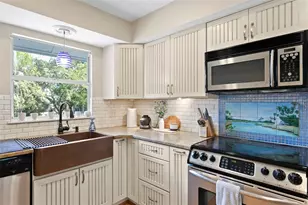 4863 W Flamingo Rd, Tampa, FL 33611 - Photo 19