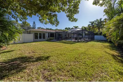 610 Cordova Boulevard NE, Saint Petersburg, FL 33704 - Photo 21