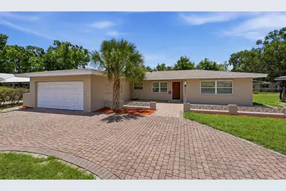 2440 66th Avenue S, Saint Petersburg, FL 33712 - Photo 1