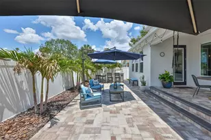 2407 W Gray St, Tampa, FL 33609 - Photo 41
