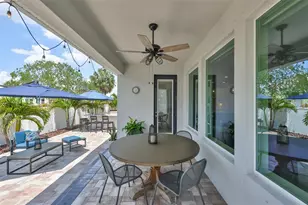 2407 W Gray St, Tampa, FL 33609 - Photo 39