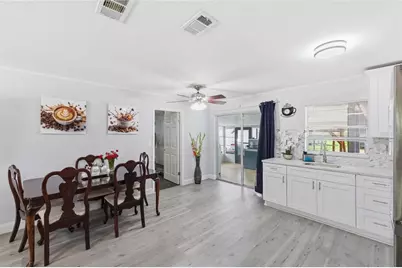 39022 Blue Jay Avenue, Zephyrhills, FL 33542 - Photo 3