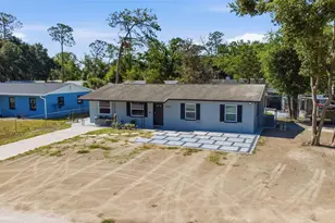 39022 Blue Jay Ave, Zephyrhills, FL 33542 - Photo 21