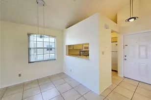 6802 Stonesthrow Cir N, Saint Petersburg, FL 33710 - Photo 11