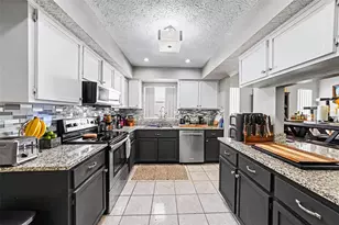 803 High Point Ct, Tarpon Springs, FL 34689 - Photo 19