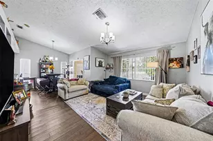 803 High Point Ct, Tarpon Springs, FL 34689 - Photo 15