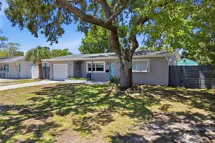 5548 Cedar St NE, Saint Petersburg, FL 33703 - Photo 3