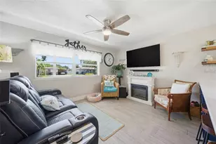 5548 Cedar St NE, Saint Petersburg, FL 33703 - Photo 9