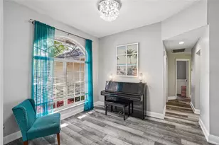 3319 Laurelwood Ct, Tarpon Springs, FL 34688 - Photo 5