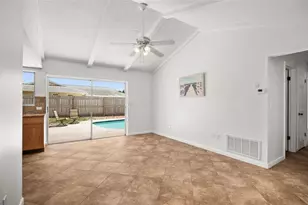 13430 Coronado Dr, Largo, FL 33774 - Photo 7