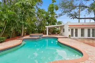 2434 W Prospect Rd, Tampa, FL 33629 - Photo 47