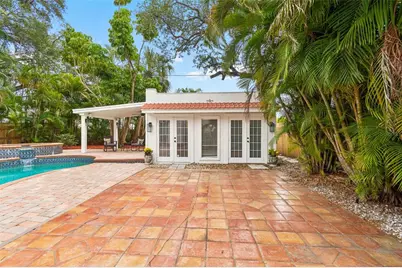 2434 W Prospect Road, Tampa, FL 33629 - Photo 27