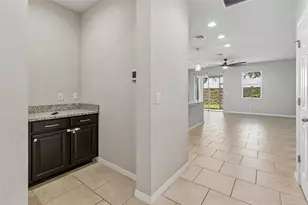 18843 Ulmus St, Lutz, FL 33558 - Photo 9