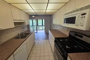7941 58th Ave N, Saint Petersburg, FL 33709 - Photo 11