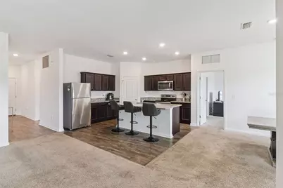 903 Shimmering Oaks Lane, Seffner, FL 33584 - Photo 15