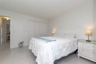 300 Clyde Ln, Dunedin, FL 34698 - Photo 13