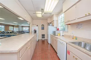 300 Clyde Ln, Dunedin, FL 34698 - Photo 45