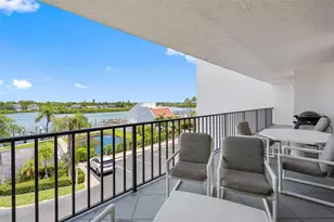 19111 Vista Bay Dr, Indian Shores, FL 33785 - Photo 17