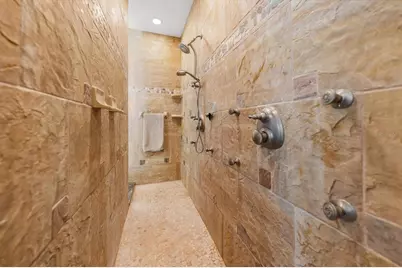 2400 Sherwood Lane, Clearwater, FL 33764 - Photo 29