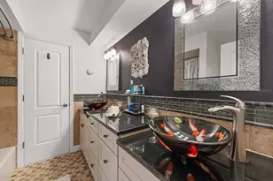 2400 Sherwood Ln, Clearwater, FL 33764 - Photo 31