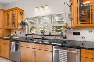 2400 Sherwood Ln, Clearwater, FL 33764 - Photo 17