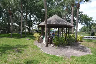 329 Moorings Cove Dr, Tarpon Springs, FL 34689 - Photo 41