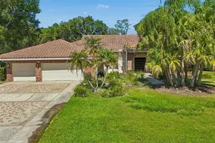 2402 Huntington Blvd, Safety Harbor, FL 34695 - Photo 3