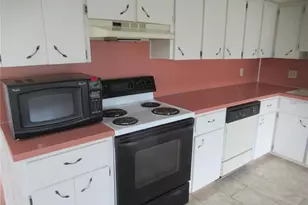 2286 Norwegian, Clearwater, FL 33763 - Photo 11