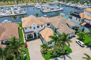 3028 Christophers Watch Ln, Ruskin, FL 33570 - Photo 5