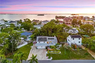 201 Lagoon Dr, Palm Harbor, FL 34683 - Photo 5