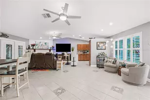 201 Lagoon Dr, Palm Harbor, FL 34683 - Photo 15