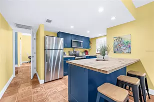 201 Lagoon Dr, Palm Harbor, FL 34683 - Photo 41