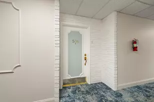 100 Bluff View Dr, Belleair Bluffs, FL 33770 - Photo 5