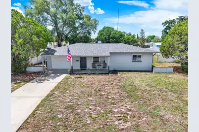 6240 39th Avenue N, Saint Petersburg, FL 33709 - Photo 1