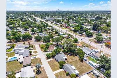 6240 39th Avenue N, Saint Petersburg, FL 33709 - Photo 33
