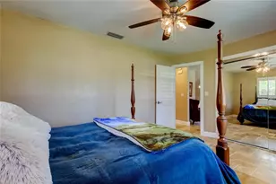 4174 14th Ln NE, Saint Petersburg, FL 33703 - Photo 5