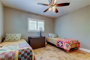 4174 14th Ln NE, Saint Petersburg, FL 33703 - Photo 11