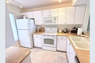 6322 Palma Del Mar Boulevard S #213, Saint Petersburg, FL 33715 - Photo 11