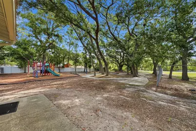 2886 Whitney Road, Clearwater, FL 33760 - Photo 37