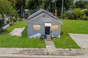 2001 15th Ave S, Saint Petersburg, FL 33712 - Photo 1