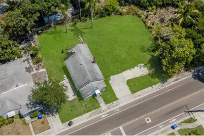 2001 15th Avenue S, Saint Petersburg, FL 33712 - Photo 3
