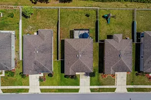 18738 Alfaro Loop, Spring Hill, FL 34610 - Photo 27