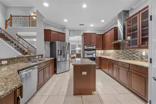 3350 Watermark Dr, Wesley Chapel, FL 33544 - Photo 11